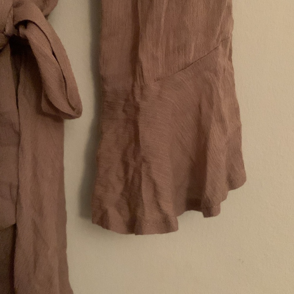 Showpo Tan Wrap Robe - Picture 5 of 13